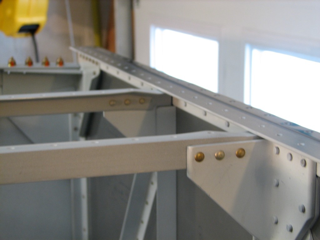 Front floor stiffeners